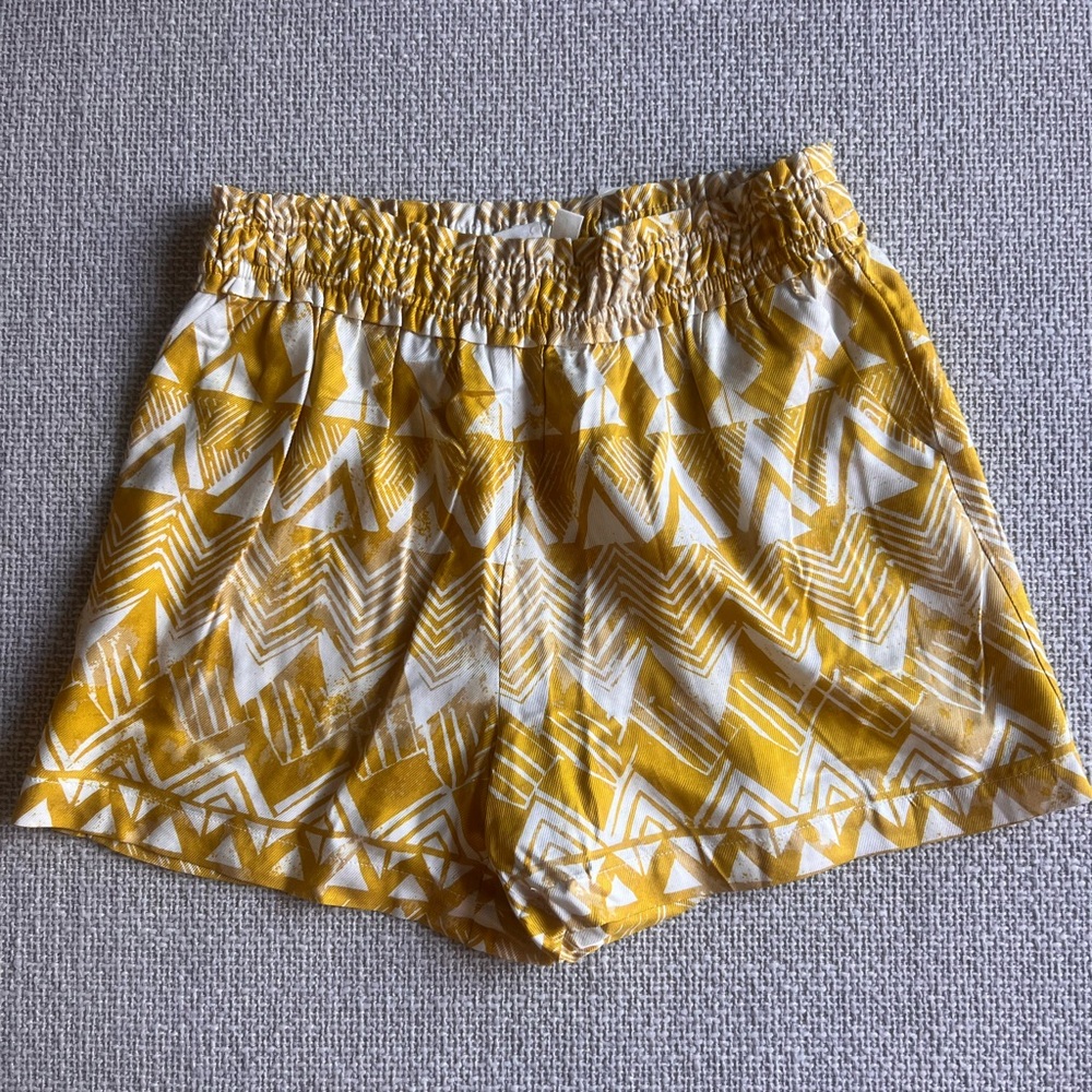 NWT Anthropologie Yellow Patterned High Elastic Waist Shorts - Small